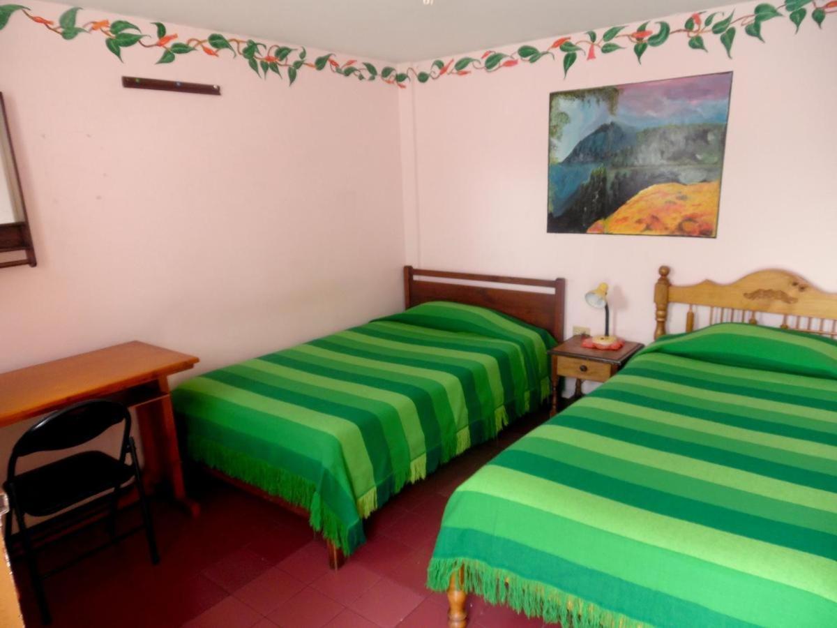 Hotel Rincon del turista Otavalo Esterno foto